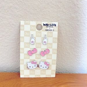 Hello Kitty X Forever 21 Stud Earring Set (NWT)